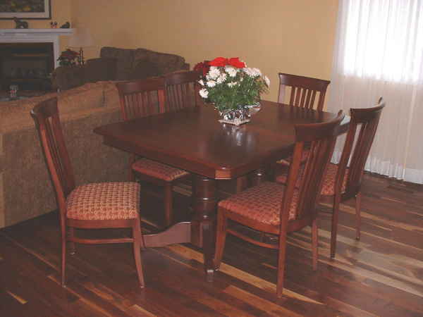 Maple table & chairs 